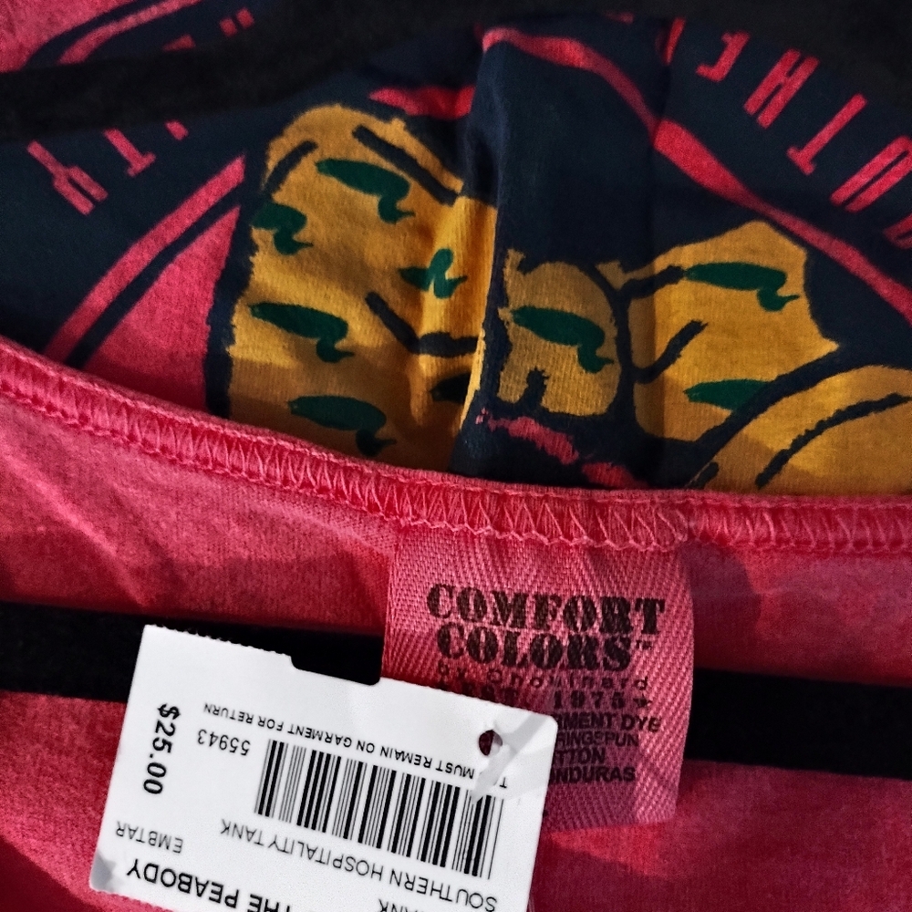 NWT The Famous Memphis Peabody Hotel Coral Tank Top with Pocket - Picture 10 of 11